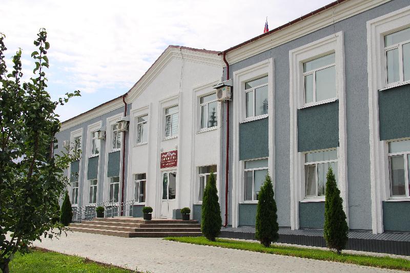 Здание администрации.