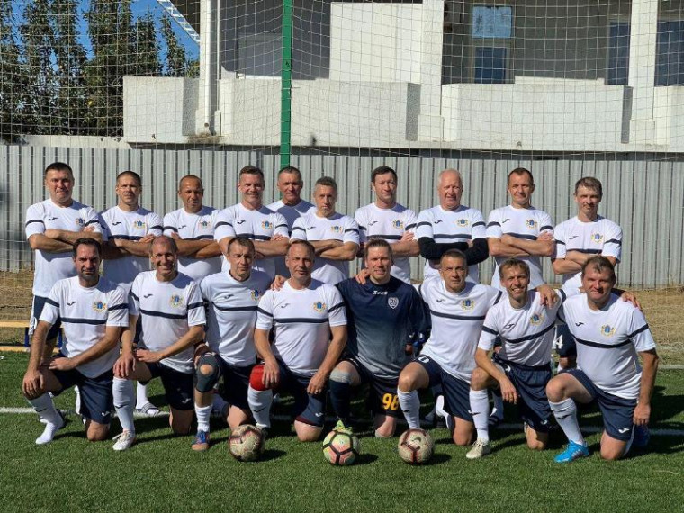 Футбол среди ветеранов спорта. Футбол среди ветеранов спорта.