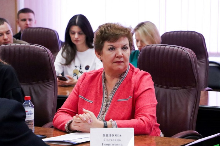 Уполномоченный по противодействию коррупции в Ульяновской области приняла участие в конференции о взаимодействии гражданского общества.