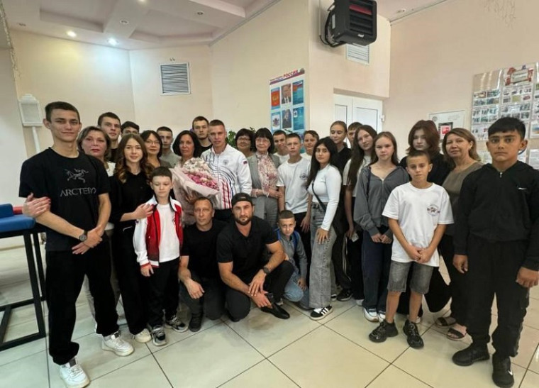 Герои с нашего двора.