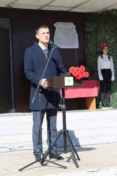 Сегодня открыли мемориальную доску в Архангельской школе, нашему земляку, Петру Минееву. .